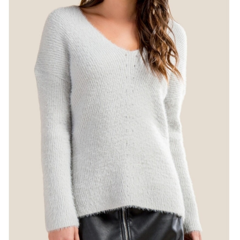 Alya Francesca's Kris Pointelle V-Neck Sweater Gray Women's Medium